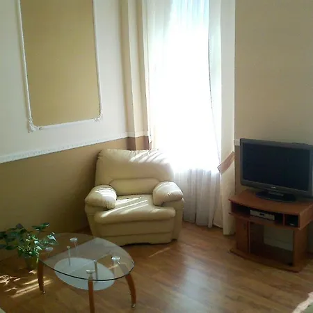 Apartma Jasmine Κάρλοβι Βάρι